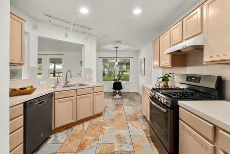9104 Elm Creek Cove Austin TX 78736