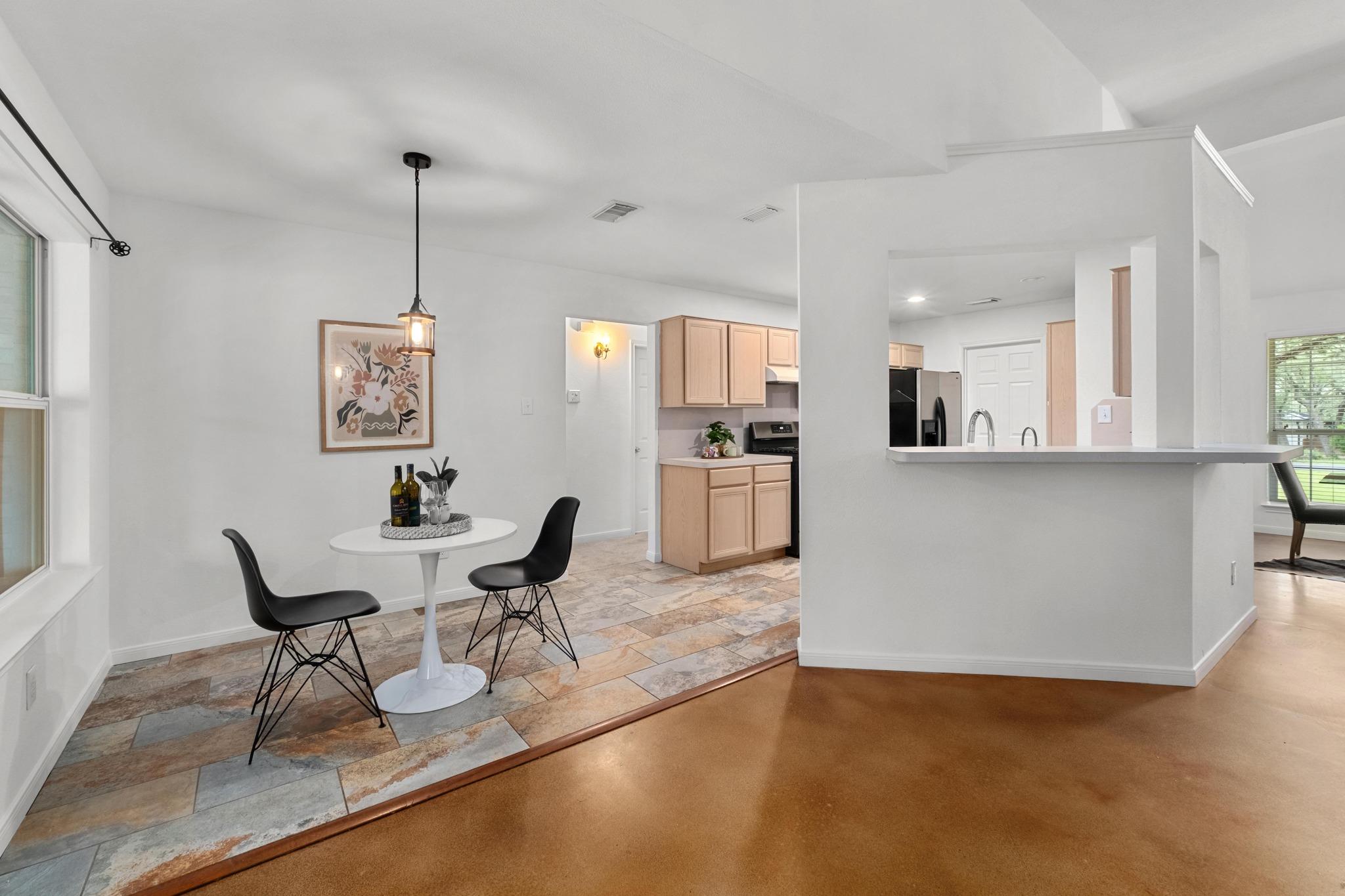 9104 Elm Creek Cove Austin TX 78736