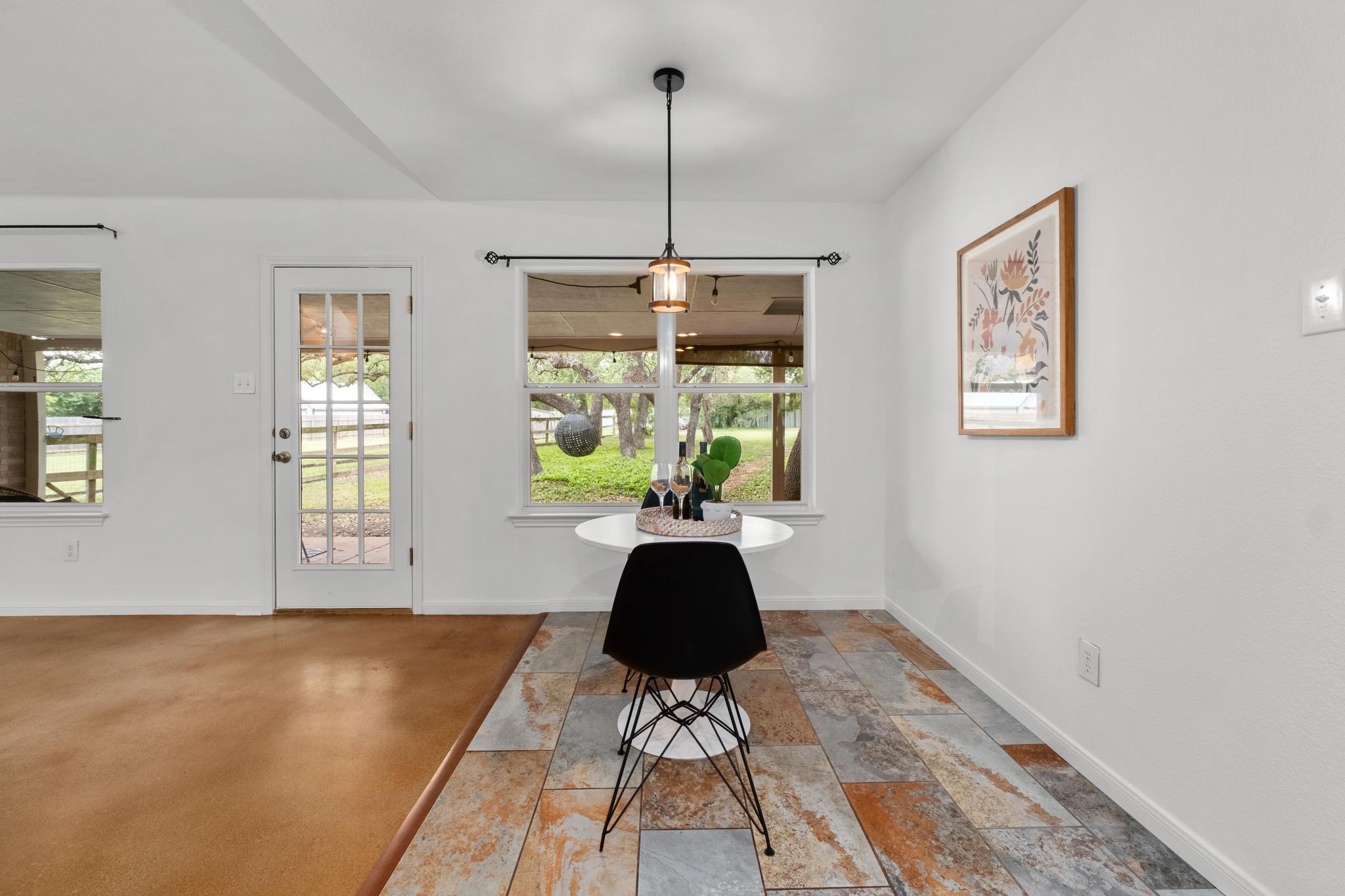 9104 Elm Creek Cove Austin TX 78736
