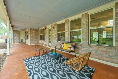 9104 Elm Creek Cove Austin TX 78736