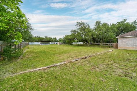 9104 Elm Creek Cove Austin TX 78736