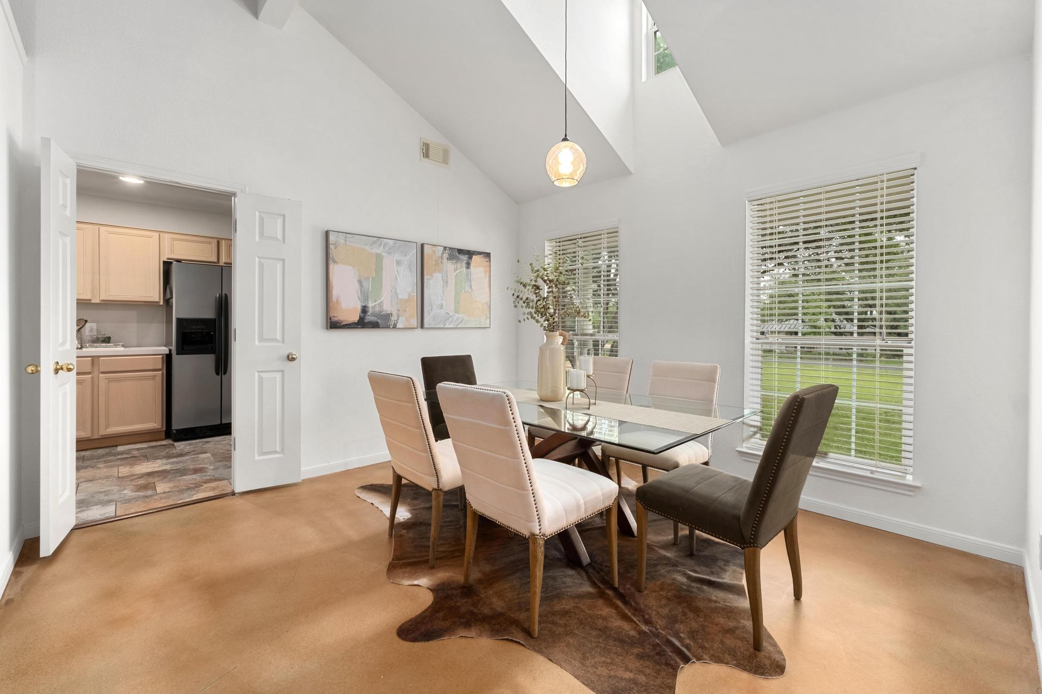 9104 Elm Creek Cove Austin TX 78736