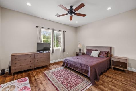 8023 Lakeview Street Volente TX 78641