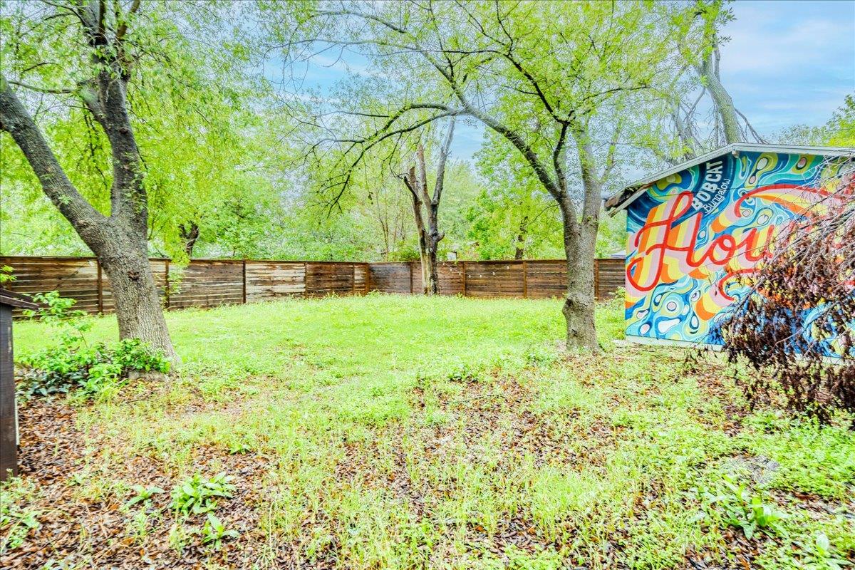 306 Juarez Street San Marcos TX 78666