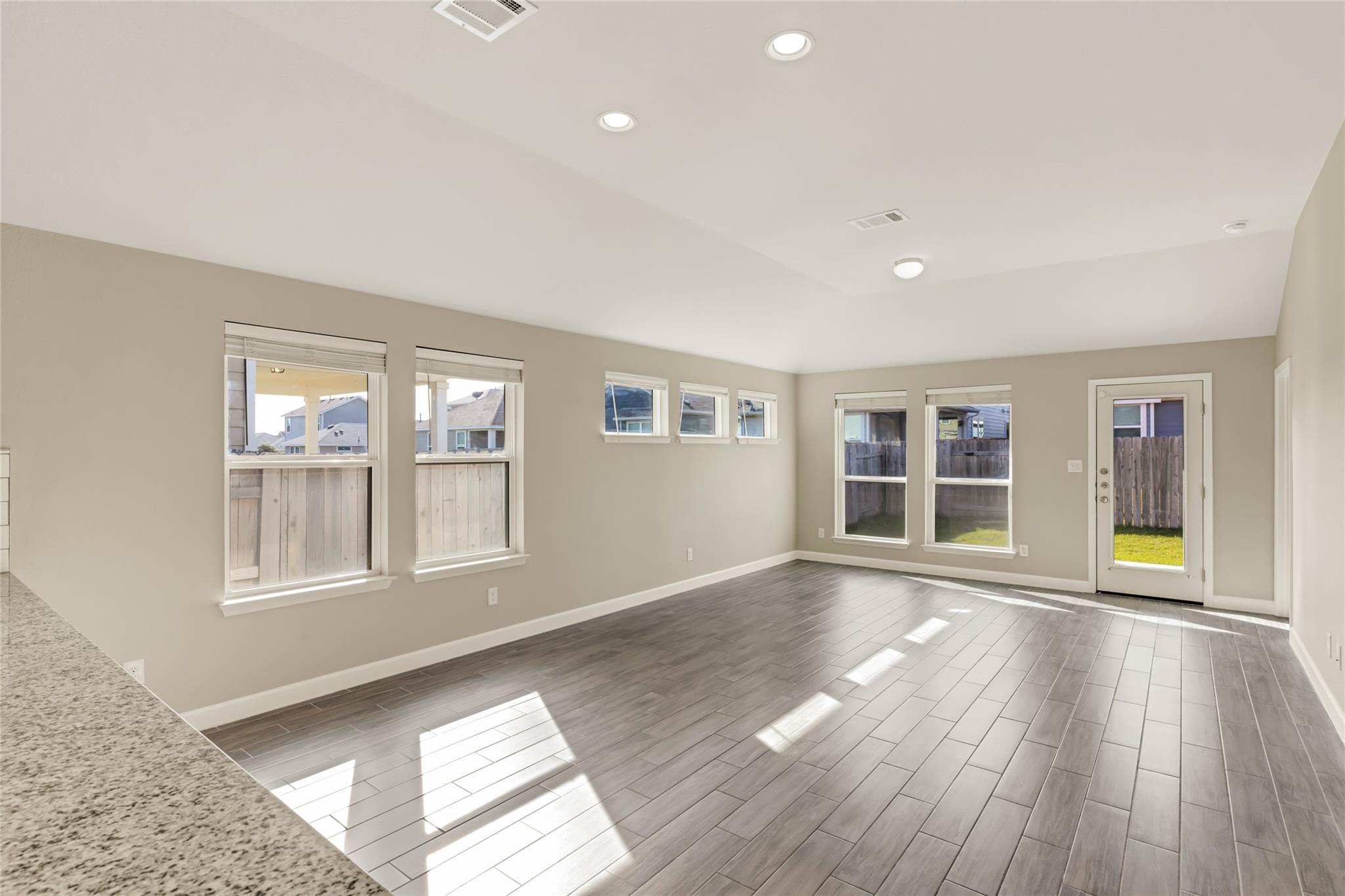 6044 Urbano Bend Round Rock TX 78665