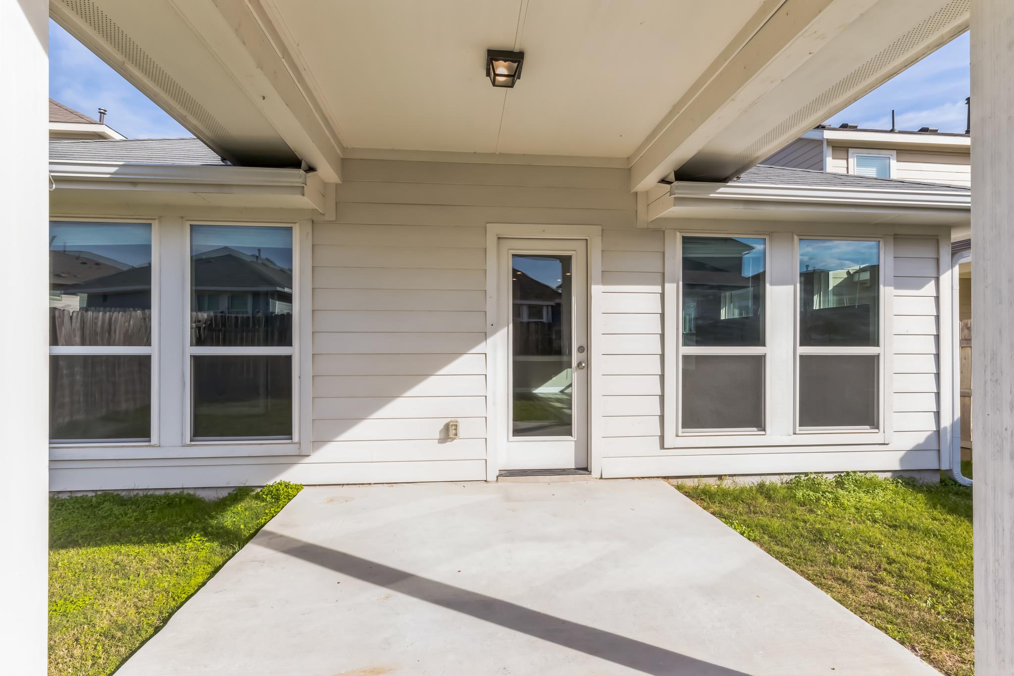 6044 Urbano Bend Round Rock TX 78665