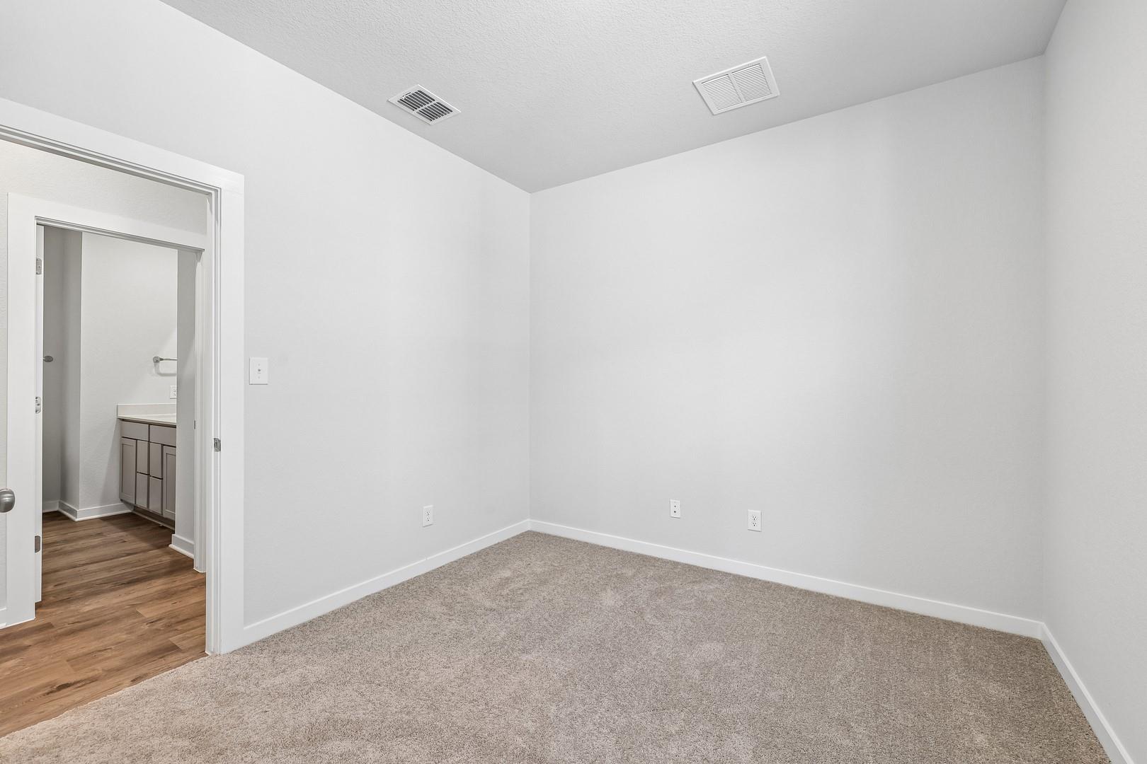 212 Bendecido Loop Elgin TX 78621