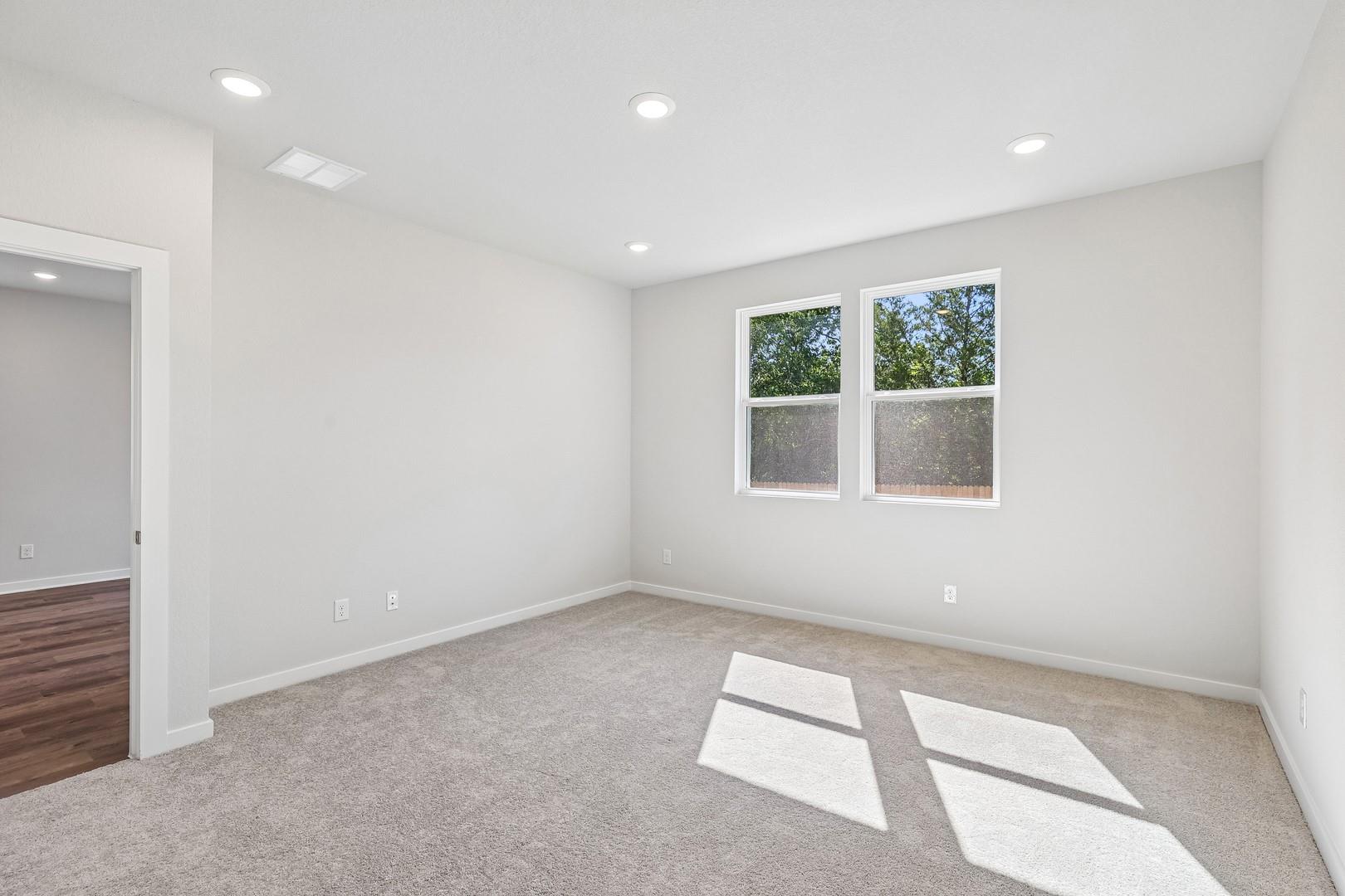 212 Bendecido Loop Elgin TX 78621