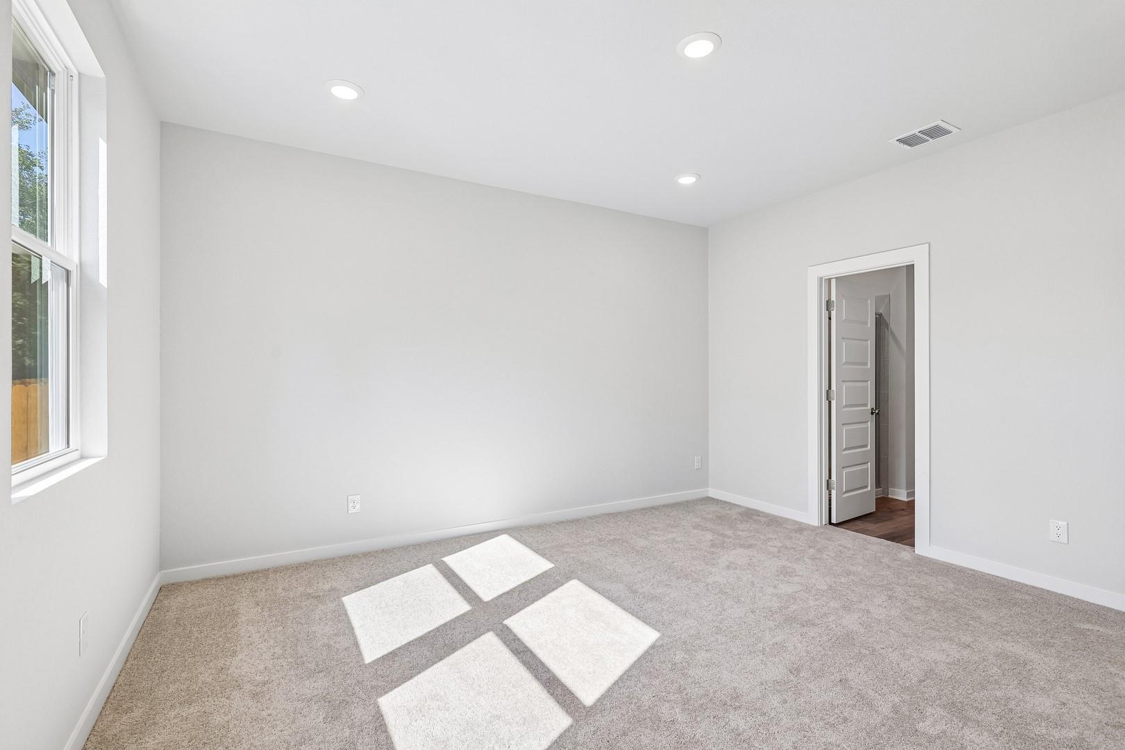 212 Bendecido Loop Elgin TX 78621
