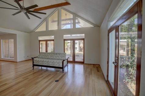 1607 S Elm Street Georgetown TX 78626