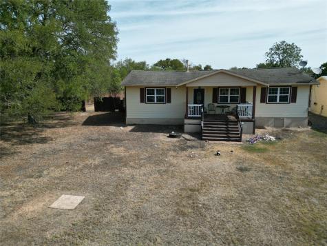 622 Longhollow Road Dale TX 78616