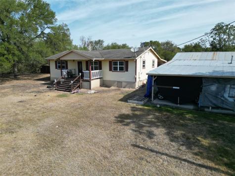 622 Longhollow Road Dale TX 78616