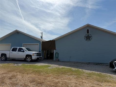 622 Longhollow Road Dale TX 78616