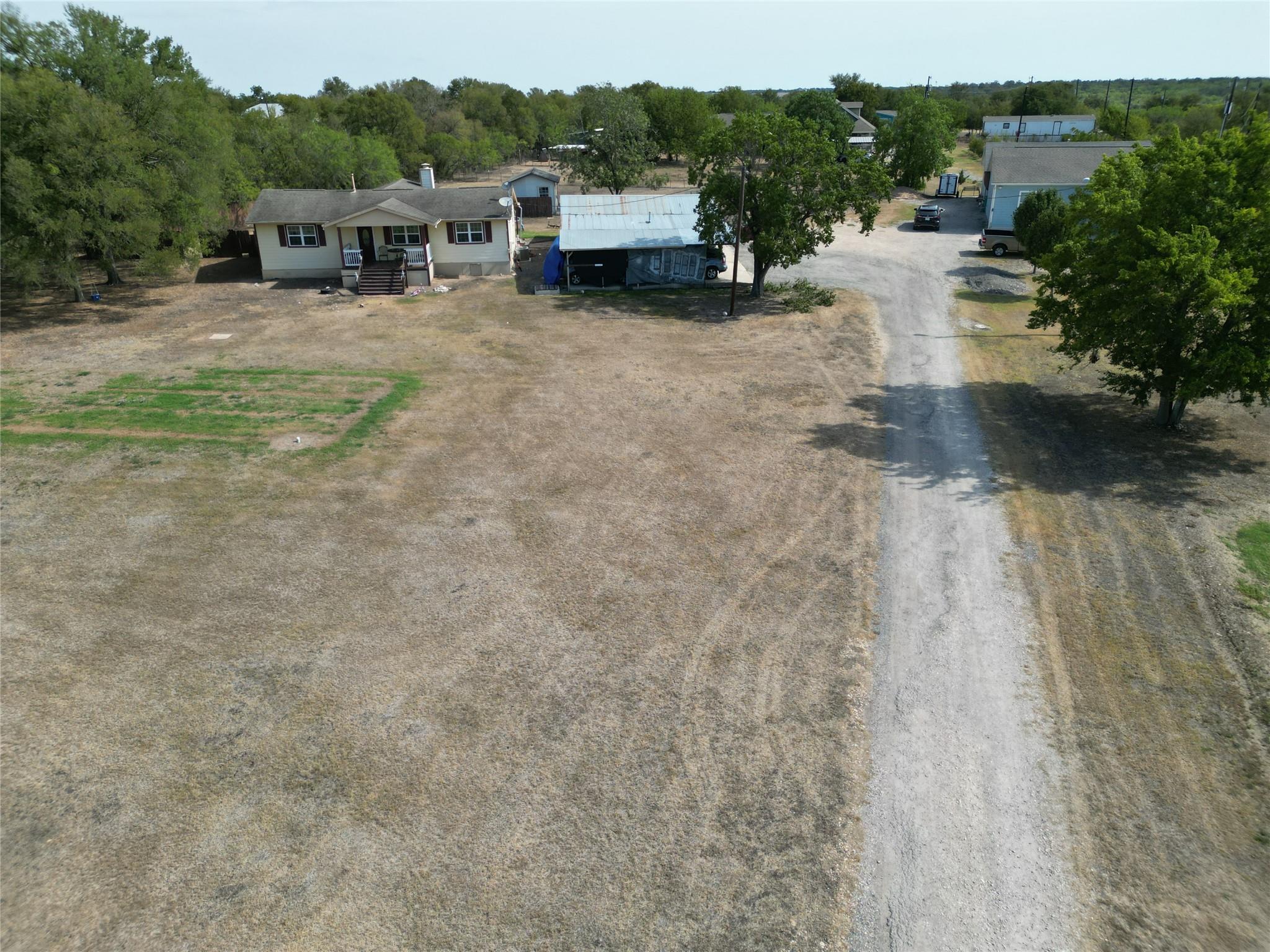 622 Longhollow Road Dale TX 78616