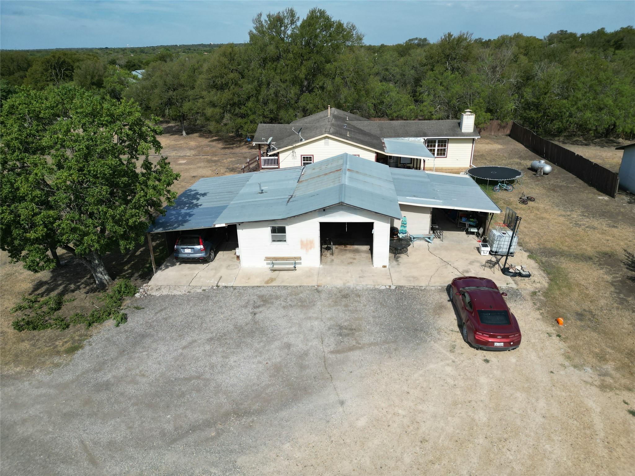 622 Longhollow Road Dale TX 78616