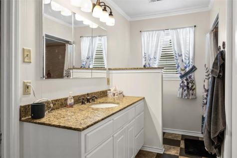 1507 N Cleveland Avenue Cameron TX 76520