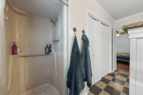 1507 N Cleveland Avenue Cameron TX 76520