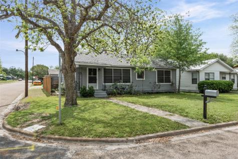 1507 N Cleveland Avenue Cameron TX 76520