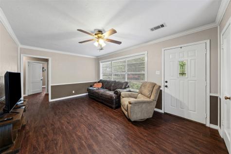 1507 N Cleveland Avenue Cameron TX 76520