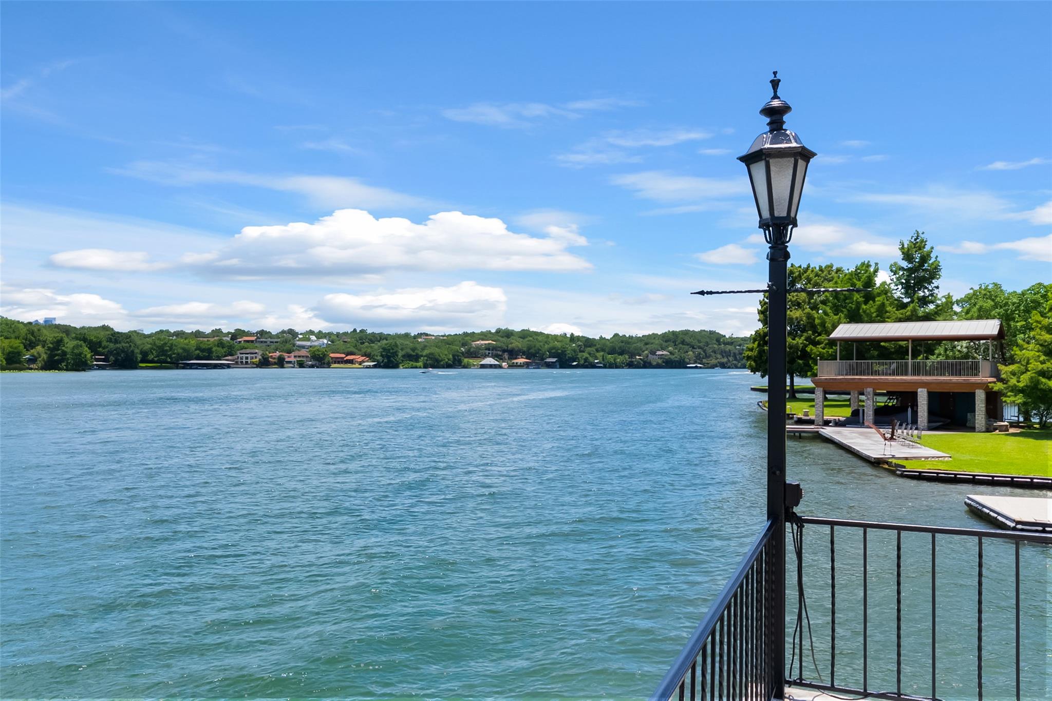 2917 Westlake Cove Austin TX 78746