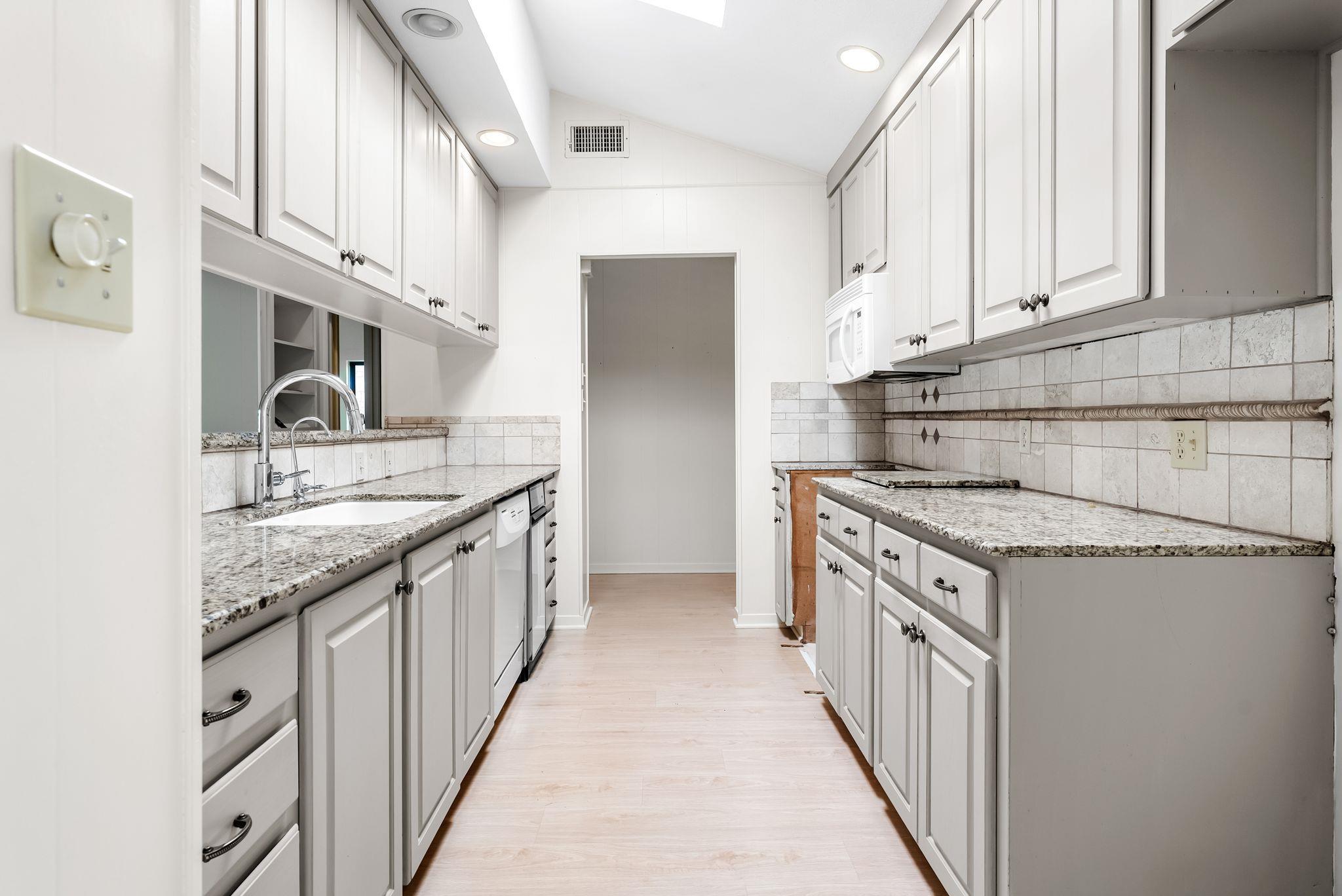 2917 Westlake Cove Austin TX 78746