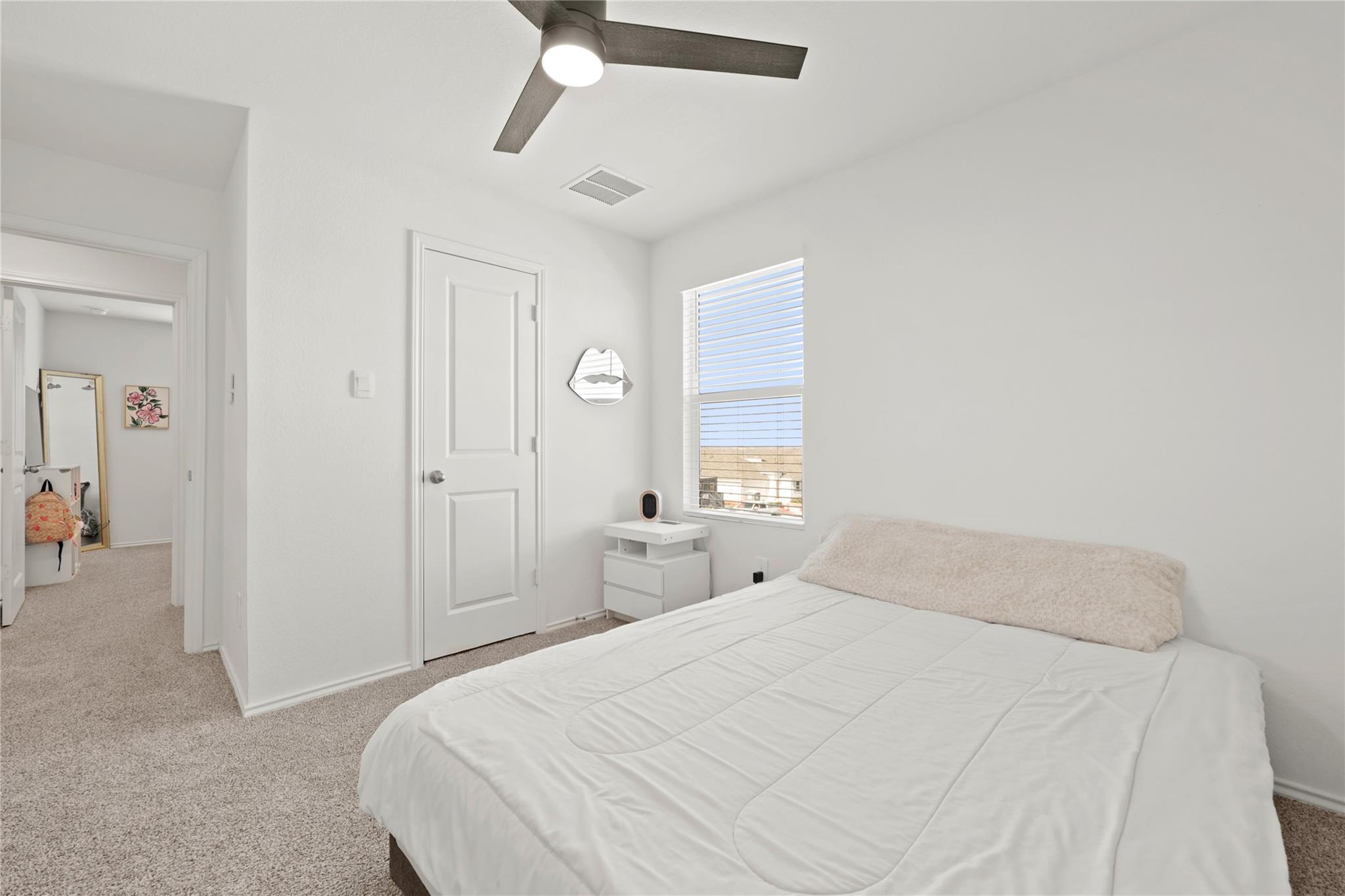 790 Arnold Loop Kyle TX 78640