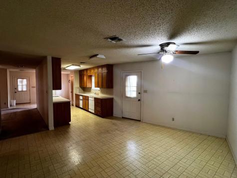 180 Steven Court La Grange TX 78945