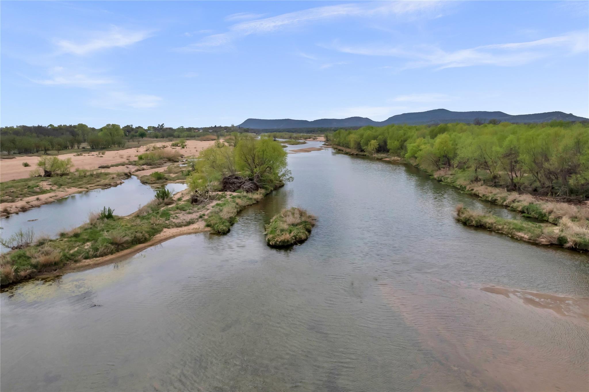 5898 River Oaks Drive Kingsland TX 78639