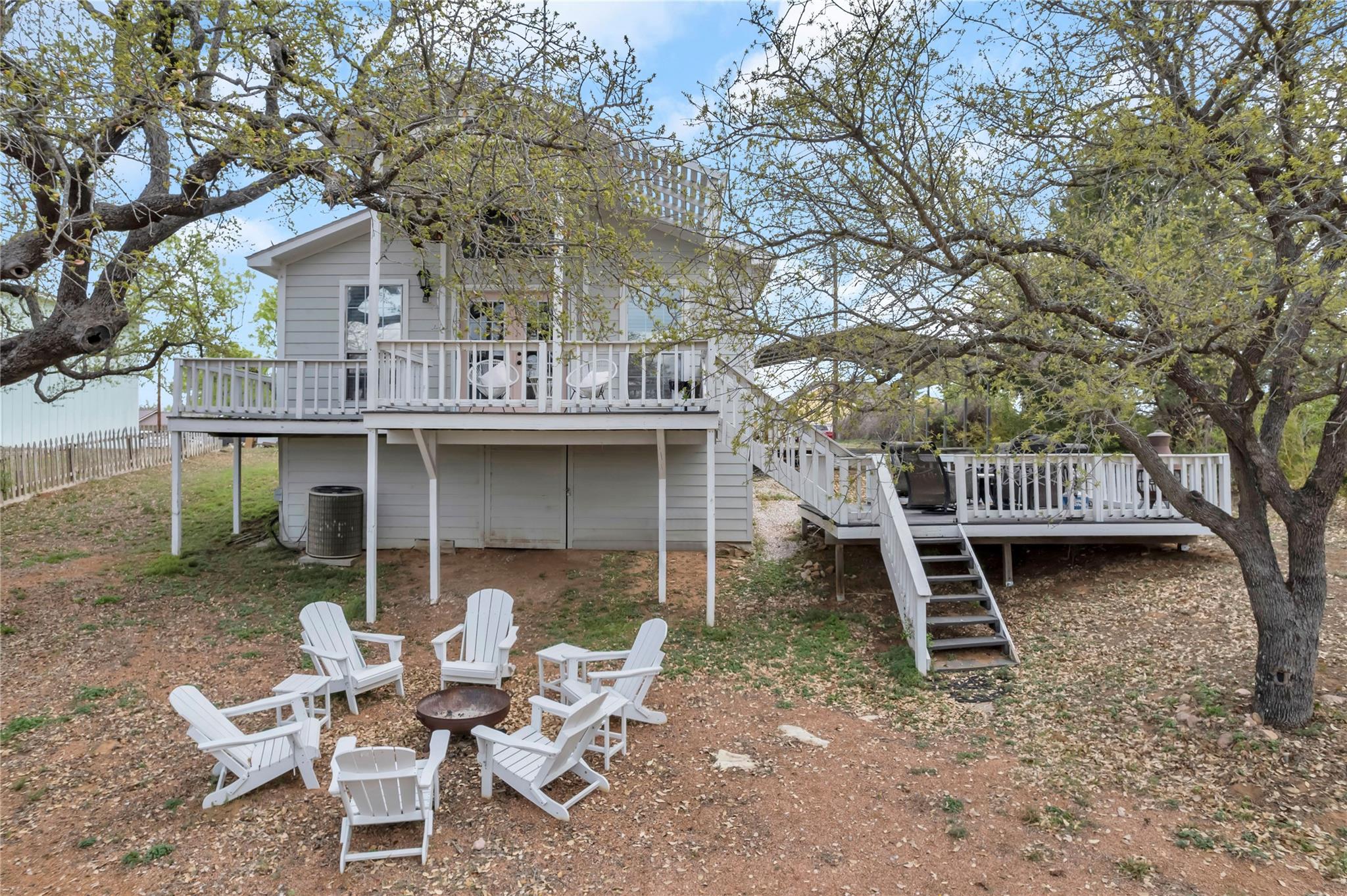 5898 River Oaks Drive Kingsland TX 78639