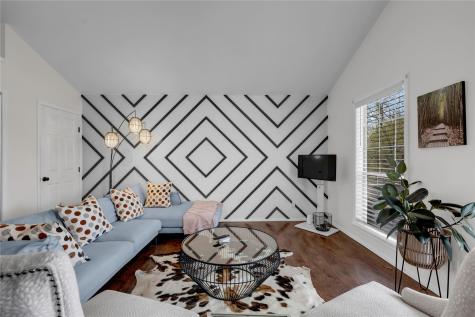 5898 River Oaks Drive Kingsland TX 78639