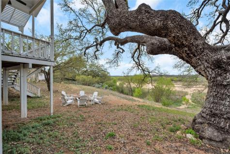 5898 River Oaks Drive Kingsland TX 78639