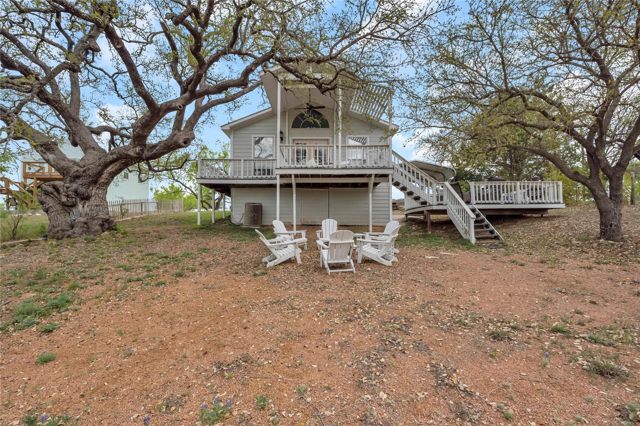 5898 River Oaks Drive Kingsland TX 78639