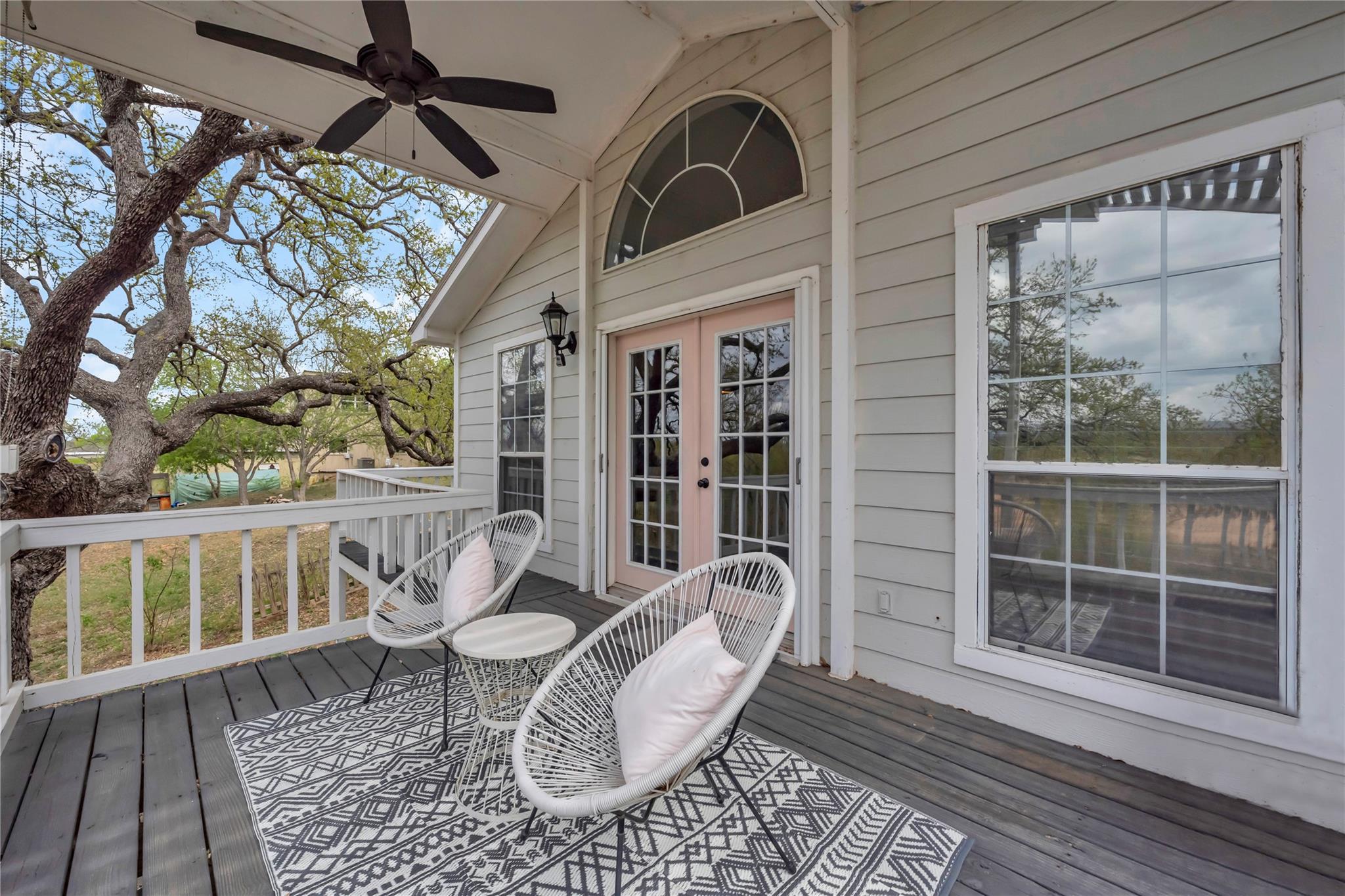 5898 River Oaks Drive Kingsland TX 78639