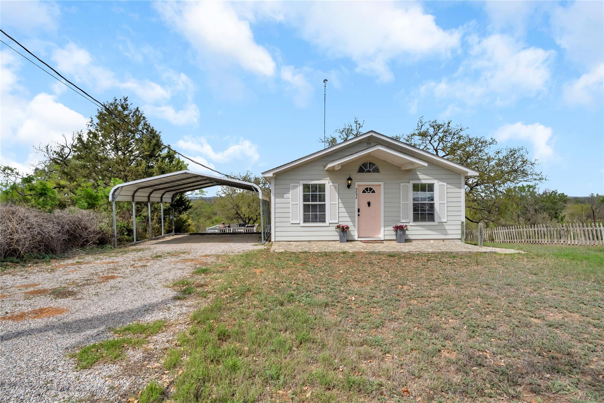 5898 River Oaks Drive Kingsland TX 78639
