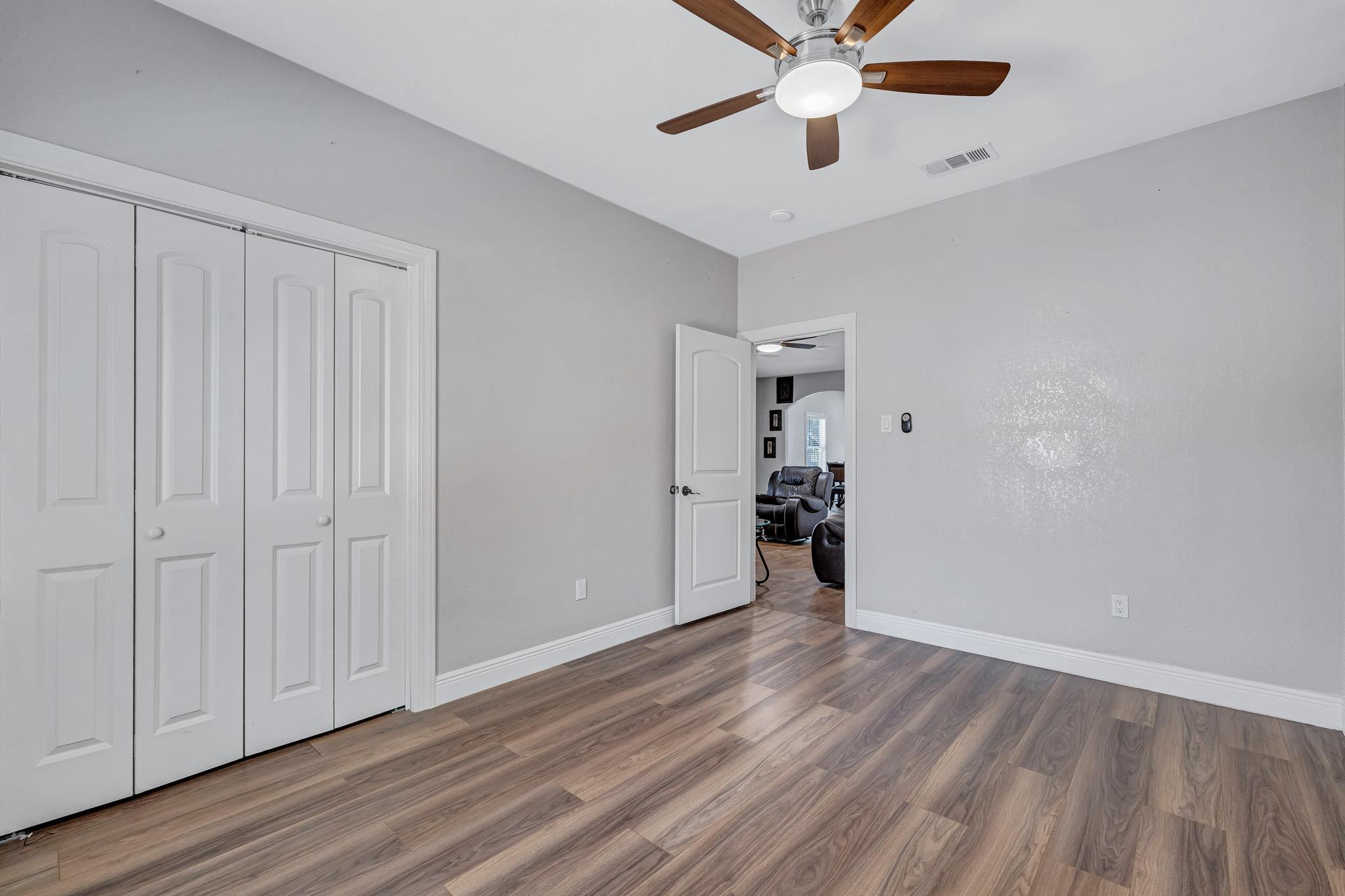 421 Las Lomas Drive Elgin TX 78621