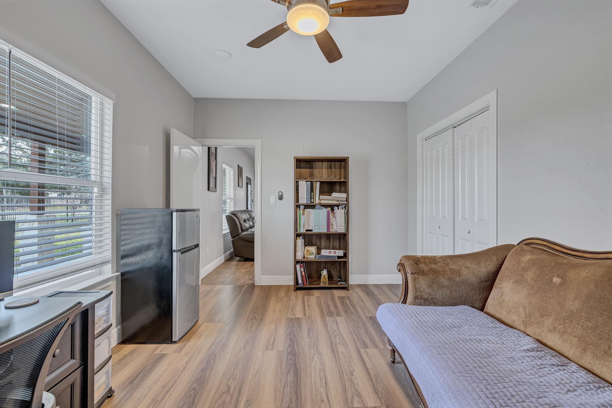 421 Las Lomas Drive Elgin TX 78621