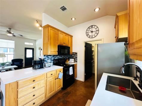 18401 Lakeland Drive Lago Vista TX 78645