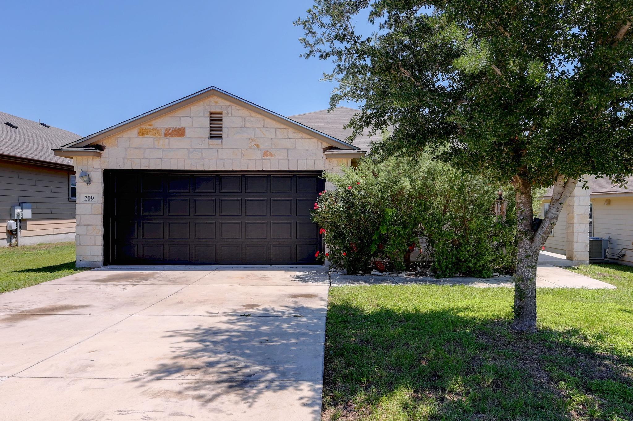 209 Hoya Lane San Marcos TX 78666