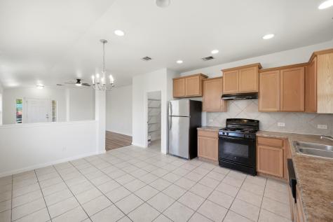 209 Hoya Lane San Marcos TX 78666