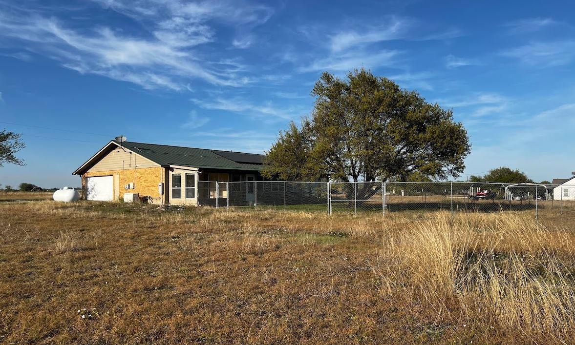 126 County Road 153 Roads Georgetown TX 78626
