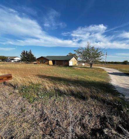 126 County Road 153 Roads Georgetown TX 78626