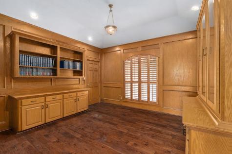803 S Converse Street Flatonia TX 78941