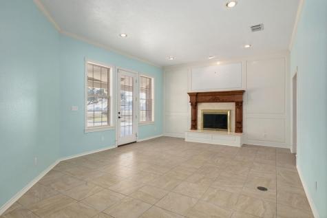 803 S Converse Street Flatonia TX 78941