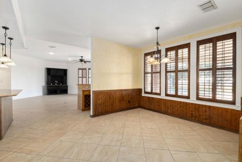 803 S Converse Street Flatonia TX 78941