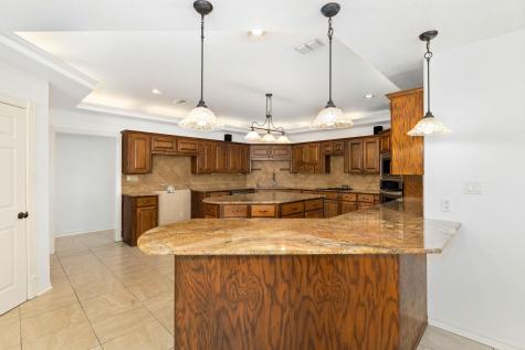 803 S Converse Street Flatonia TX 78941