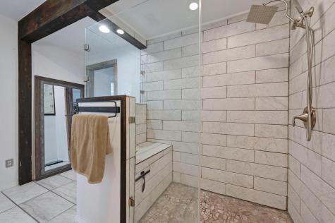 1005 Daphne Court Austin TX 78704