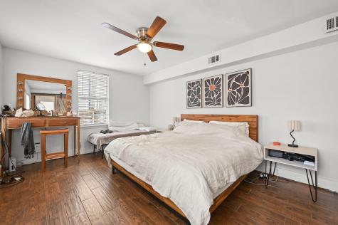 1005 Daphne Court Austin TX 78704
