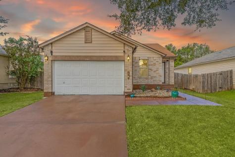 141 Beech Drive Kyle TX 78640
