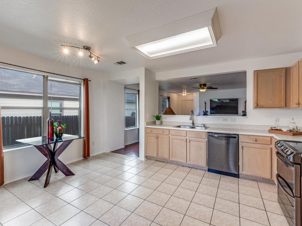 141 Beech Drive Kyle TX 78640