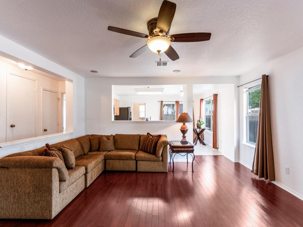 141 Beech Drive Kyle TX 78640
